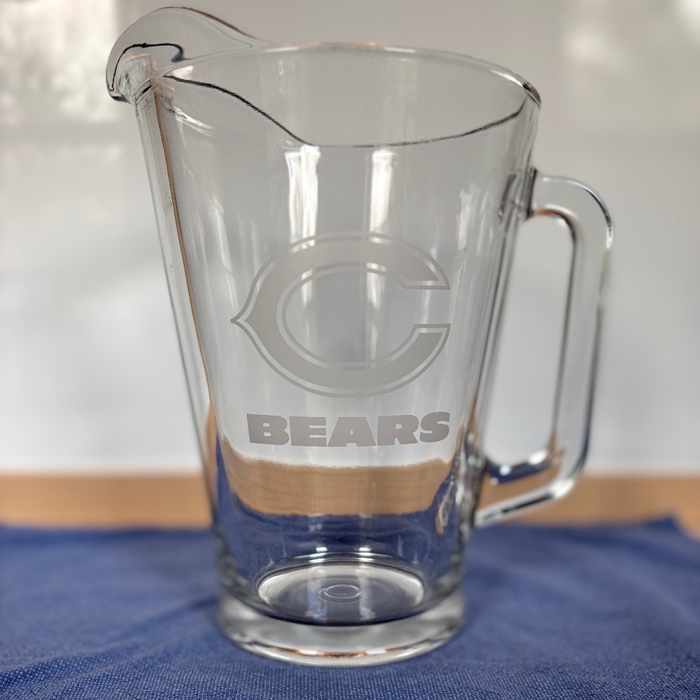 NFL Chicago Bears Thick Etched Glass (Beer/ Pop)  48 oz.  Pitcher